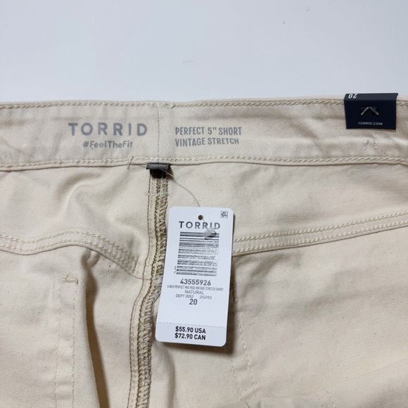 Torrid 5” Perfect Mid-Rise Jean Shorts in Natural - Picture 7 of 11